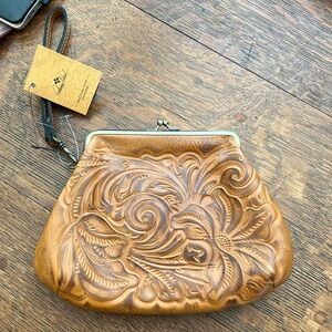 Patricia Nash Savena clutch.